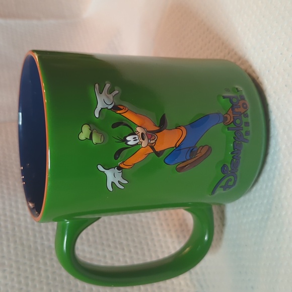 Disneyland Resort 3-D Goofy Mug Green with Blue and Orange - Picture 4 of 4
